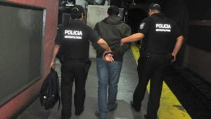 detenido subte